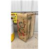 Image 6 : Vintage Shell Oil 5-Gallon Pail and BC Apples Box