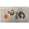 Image 4 : Vintage Corvette Tokens, Key Chains, Hockey Cards, Robot Pin, Lead Cowboy, and More