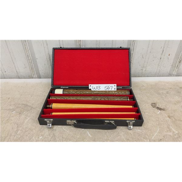 Vintage Boston Four-Piece Screw-On Brass Collet Boston Pool Cue Stick with Carry Case