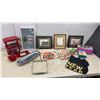 Image 1 : Framed Pictures, Coffee Signs, Serving Tray, Coin Organizer, Veggy Chopper and More