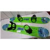 Image 3 : Sportsstuff Ski Rider Snowboards, Pair, Green with Black Strap Bindings