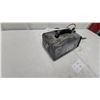 Image 3 : Eliminator Intelligent Battery Charger with Engine Start for 12-Volt Batteries