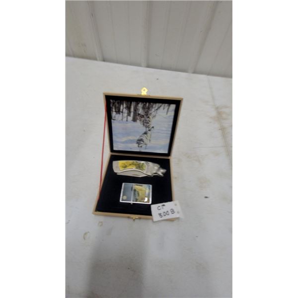 Wolf-Themed Collectible Gift Set with Folding Knife and Lighter in Wooden Box