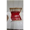 Image 1 : Community Plate by Oneida Silver-Plated Flatware Set in Wooden Chest