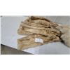 Image 3 : Vintage Light Brown Fur Coat with Zipper Closure and Fluffy Fur Collar