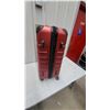 Image 4 : Kenneth Cole Reaction Out of Bounds Hardshell Spinner Suitcase in Red Metallic