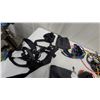 Image 5 : SPRI Resistance Tube Band Sets with Handles, Ankle Straps, Door Anchors, and Agility Harness