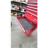 Image 9 : Mastercraft Two-Piece Rolling Tool Chest with Top Box and Bottom Cabinet