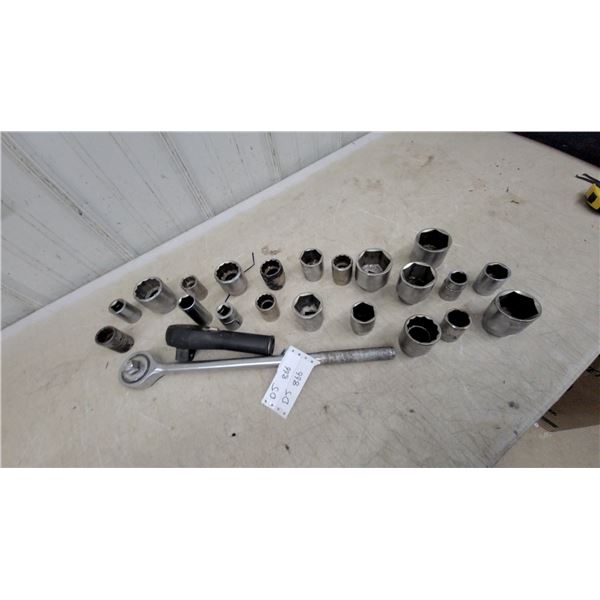 3/4"-Inch Drive Ratchet with Chrome Sockets in Assorted Sizes, 6 and 12-Point, and More