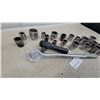 Image 5 : 3/4"-Inch Drive Ratchet with Chrome Sockets in Assorted Sizes, 6 and 12-Point, and More