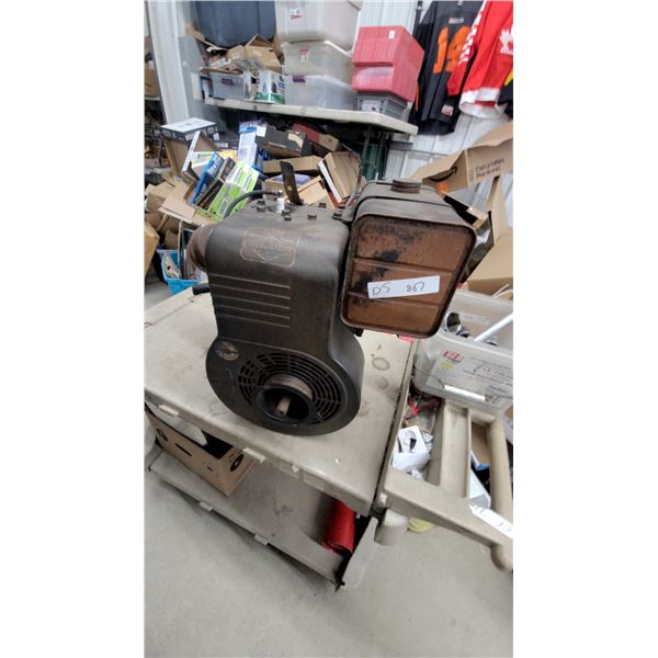 Briggs & Stratton Horizontal Shaft L-Head Small Engine 10h.P.