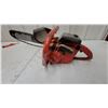 Image 6 : Homelite XL-12 Gas-Powered Chainsaw
