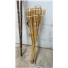 Image 5 : Tiki Brand Bamboo Outdoor Torches with Fuel Reservoirs and Fuel Canisters