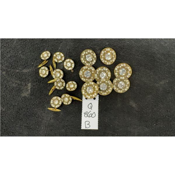Antique/Vintage Fancy Brass Buttons