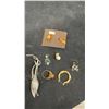 Image 3 : Bag of Gold Tone Fashion Jewelry