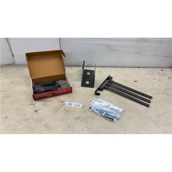 BPI-944-FF Brake Pads for 2014 and Up Jeep Wrangler & New Hanging Towel Rack