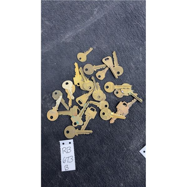 Vintage Skeleton Keys