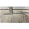 Image 7 : D-Handle Square-Point Shovel, Pitchfork, Cultivator, and More