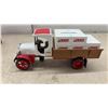 Image 3 : Robie Robot Money Bank, Lennox Kenworth Die-Cast Bank Truck, and IH Mailbox Bank, No Key