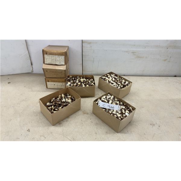 4 Boxes Four-Hole Buttons, Brown Marbled, Singer Sewing Machine Attachments