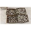 Image 2 : 4 Boxes Four-Hole Buttons, Brown Marbled, Singer Sewing Machine Attachments