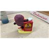 Image 5 : Colonel Sanders Kentucky Fried Chicken Banks, A-Team Lunchbox, Thermos, and More