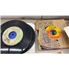 Image 3 : Collection of 45 RPM Vinyl Records, Capitol, CBS, RCA Victor, Mercury, and More