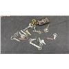 Image 4 : Collection of Assorted Vintage Skeleton Keys with Wilson Trophy Keychain Fob and More