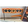 Image 8 : Coleco NHL Stanley Cup Power Play Tabletop Hockey Game, 1972