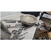 Image 6 : R Usty Tow Chains with Hooks Drill Bits Sockets Plus
