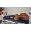 Image 6 : Violin with Fitted Case and Bow