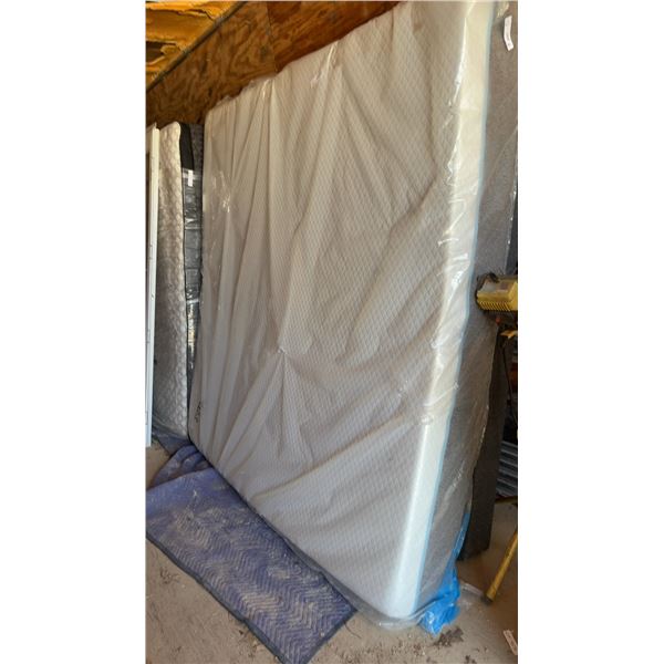 King Size Diamond-Quilted Mattress and Box Spring