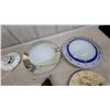 Image 4 : White Table Lamp, Flush-Mount Ceiling Lights, Duck Wall Clock, Flashlight, and More