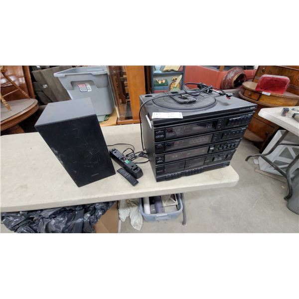 Sanyo RS-930 Component Stereo Rack System with Turntable, Cassette Deck, and Speaker