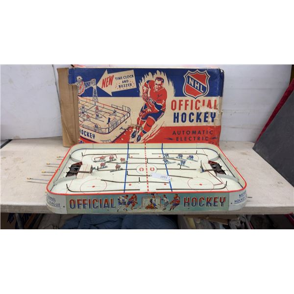 Eagle Toys NHL Official Hockey Tabletop Game with Toronto & Montreal Facing off, with Original Box