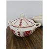 Image 3 : Folk-Inspired Ceramics and Hand-Decorated Eggs