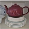 Image 2 : Kitchenware Set Featuring Cups, Plates, Bowls, and Teapot