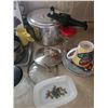 Image 2 : Cookware and Kitchen Essentials Lot