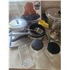 Image 3 : Cookware and Kitchen Essentials Lot