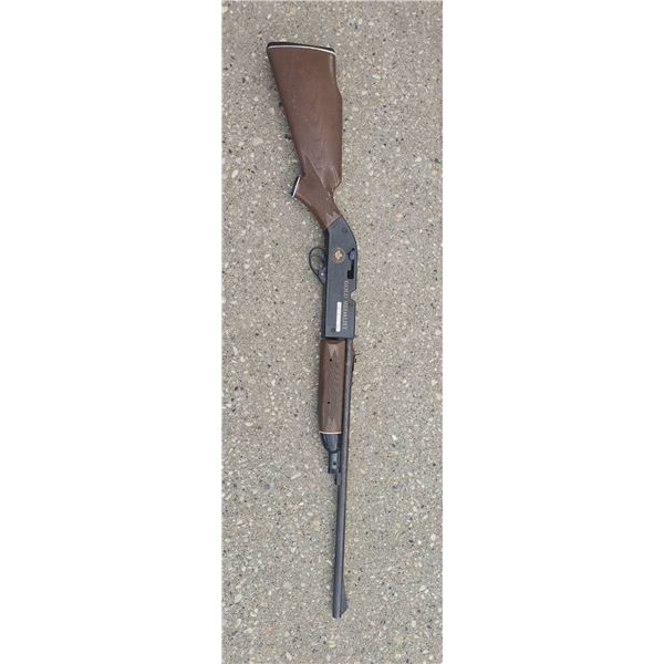 Lever-Action BB Gun With Wood Stock and Metal Barrel