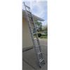Image 2 : Aluminum Extension Ladder with Blue Rubber Feet