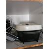 Image 5 : Kitchenware Bundle with Glassware, Bakeware, and Decorative Magnets