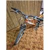 Image 4 : Orange Dual-Suspension Mountain Bike with 26-Inch Wheels