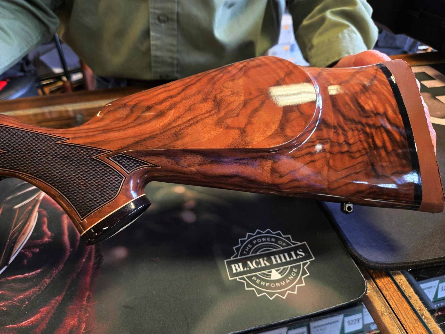 Fort 224 Rifle Weatherby Custom Mark V Deluxe 224 WBY Varmint Master Rifle