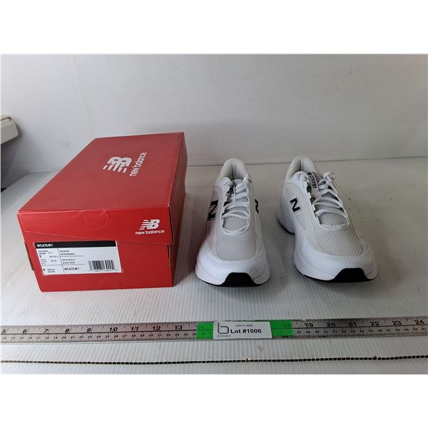 Women's New Balance Sneakers, NIB-9