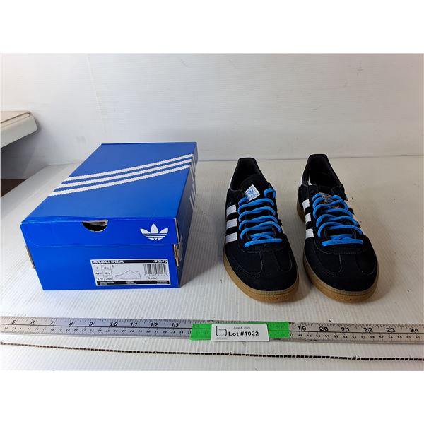 Men's Adidas Runners, NIB-9