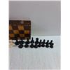 Image 3 : Chessboard 15.5"x15.5"