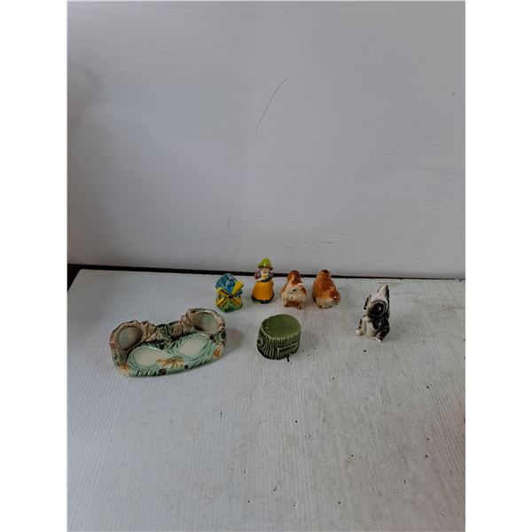 (6) Fantasy Ceramic Salt and Pepper Shakers with Ceramic Stand