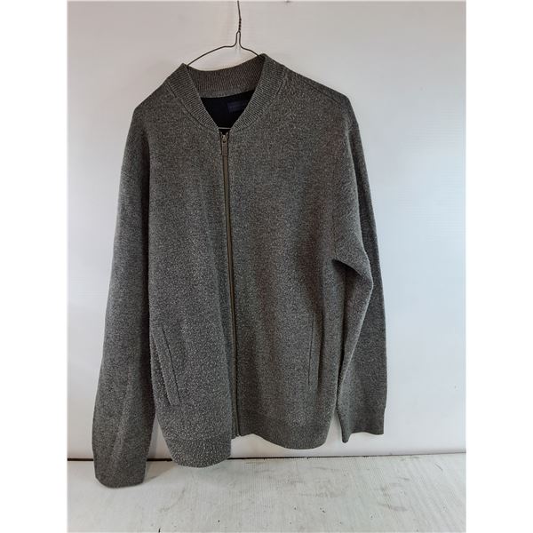 Extra Large LG Denver Hayes Zip-Up Sweater