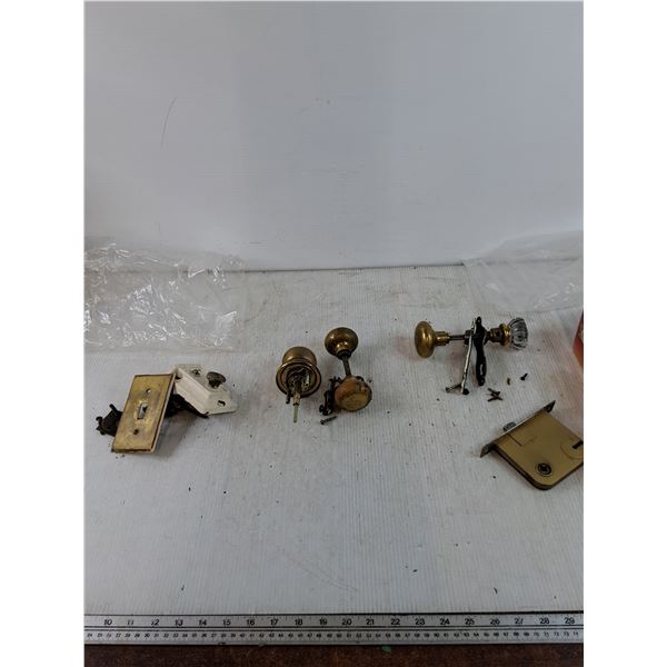 (5) Doorknobs, (1) Door Mechanism, Misc As-Is